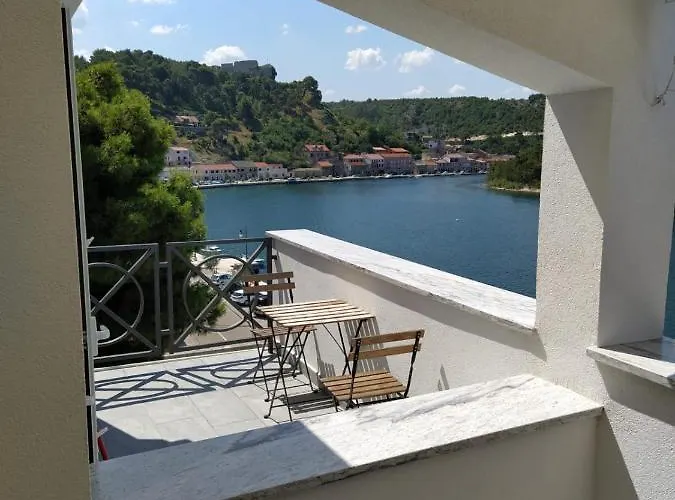 Blaskovic Novigrad (Dalmatia)