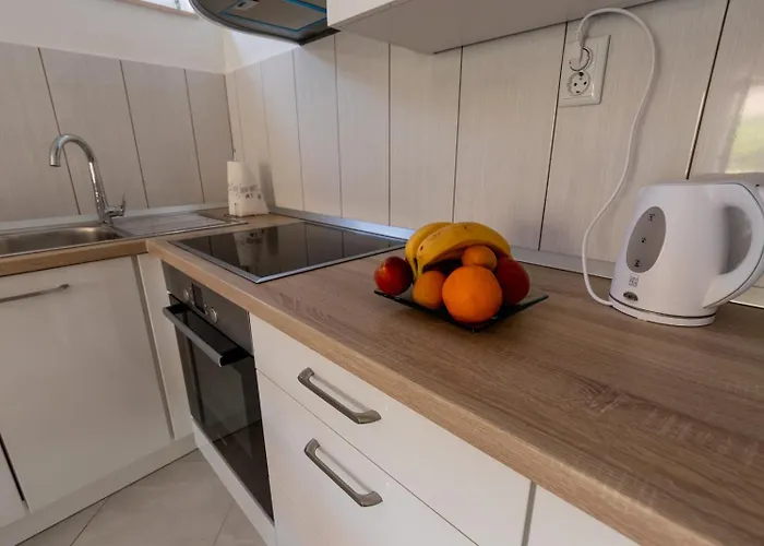 Blaskovic ノビグラード・ダルメーシャ